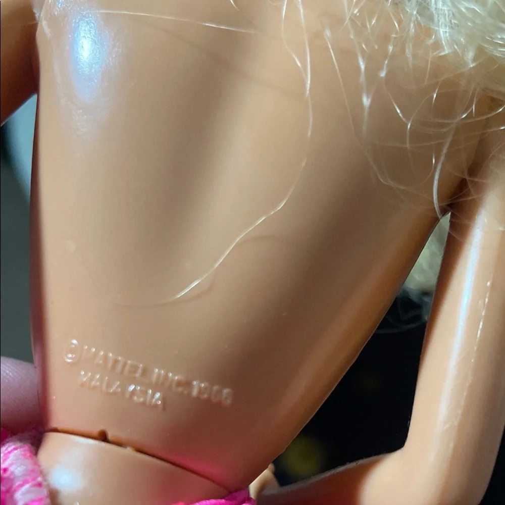Vintage Mattel Barbie Doll with Blonde Hair 1966 Pink Skirt White Corset - Picture 4 of 8